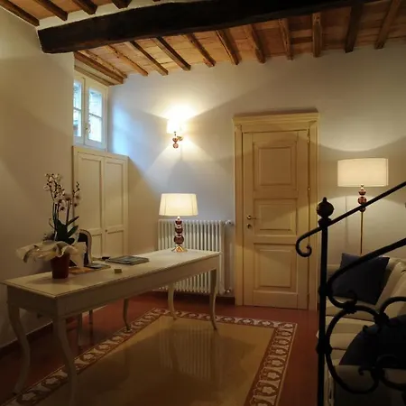 Guest house Le Del Ceccottino 3*